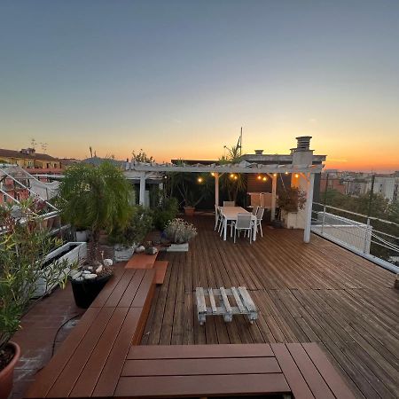 ボローニャRooftop In Historical Centerアパートメント エクステリア 写真